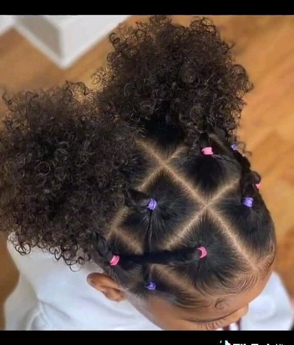 Tendances de coiffures enfants qui feront leur rentrée en beauté