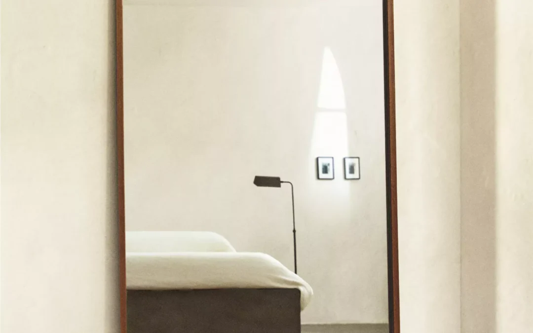 Comprendre la signification de l’heure miroir 14h14 : messages, symboles et interprétations