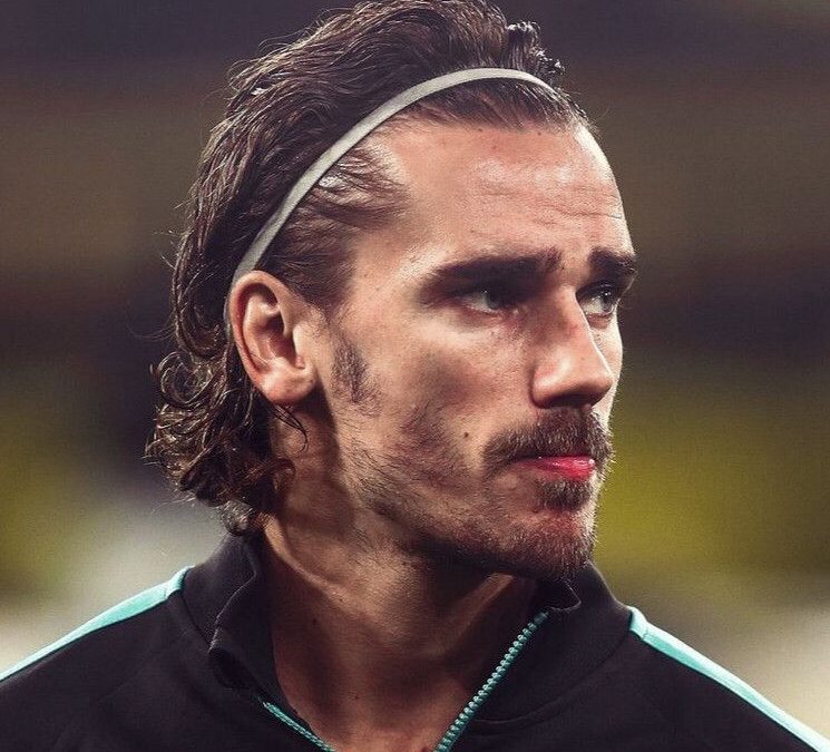 Bandeau cheveux homme : L’allié chic du quotidien et du sport