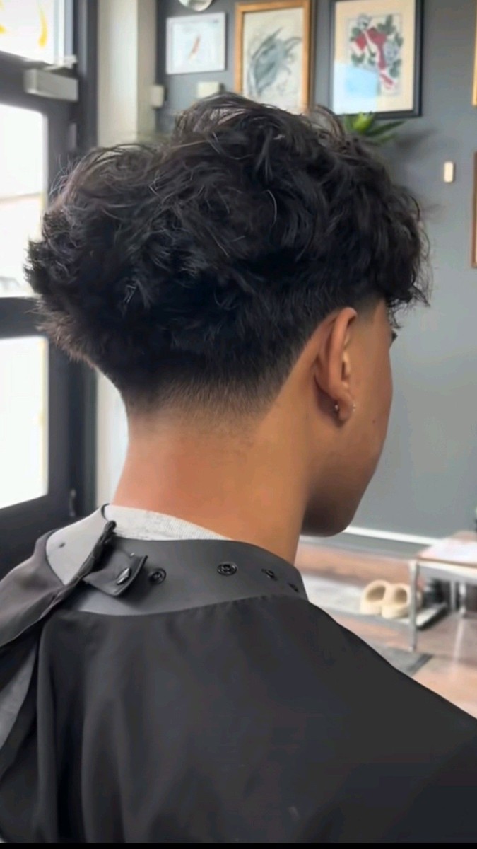 coiffure taper bas homme