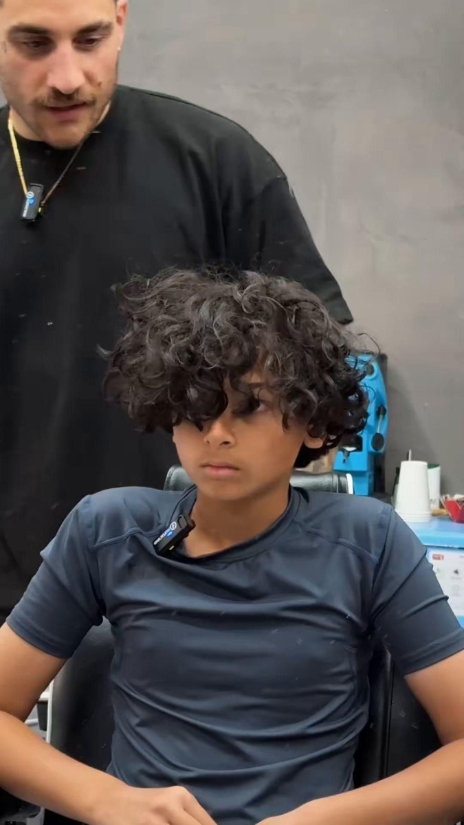 Taper moderne cheveux bouclés
