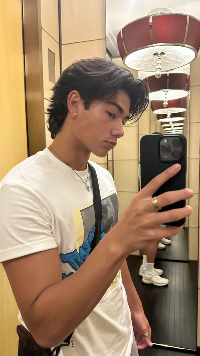 Tendance middle part homme