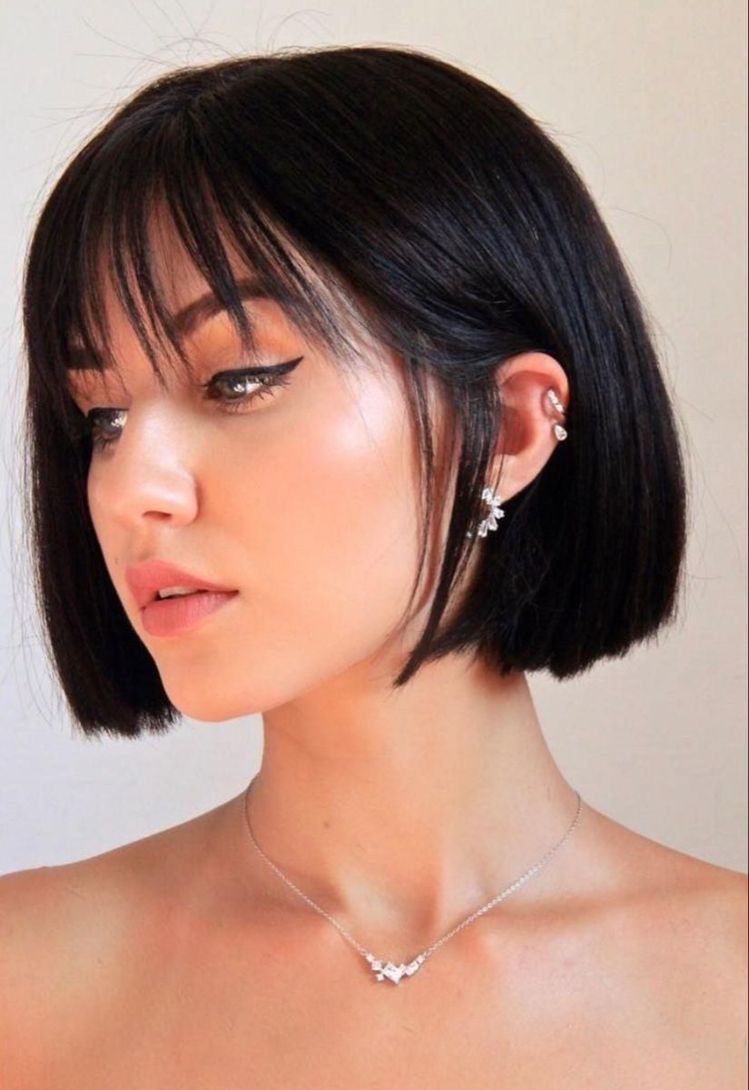 Coiffure courte moderne