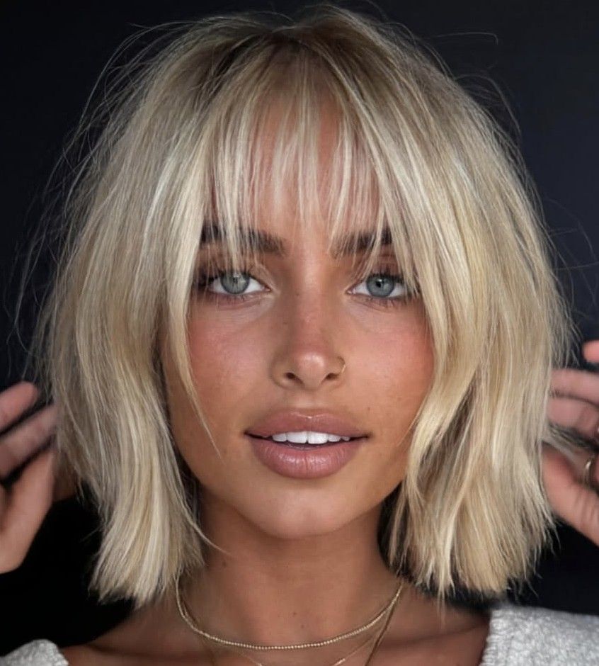 Coupe carré blond tendance