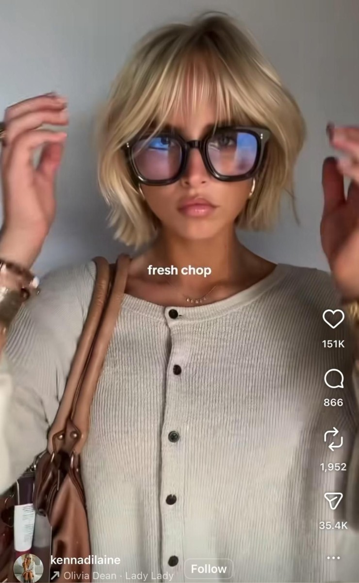 Style carré blond frange