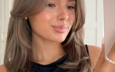 Coupe de cheveux femme mi-long avec frange